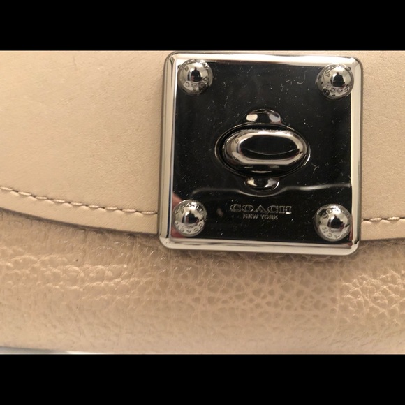 Coach bag - Picture 2 of 8